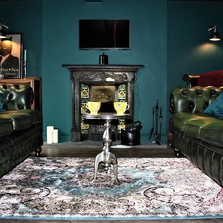 The Wolf'S Den Apartment Patrington Exterior photo