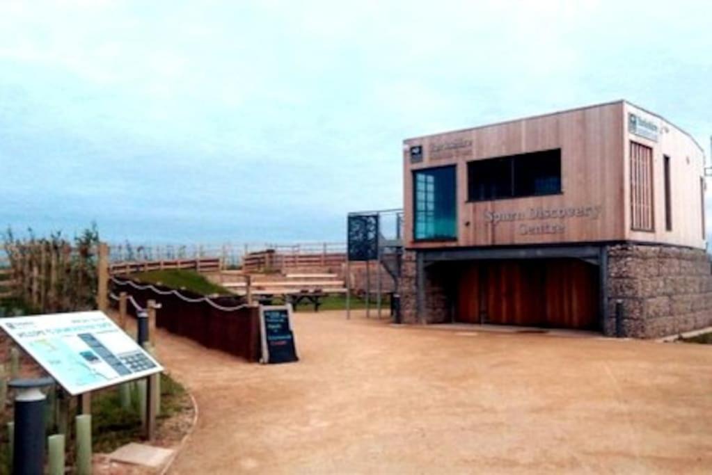 The Wolf'S Den Apartment Patrington Exterior photo